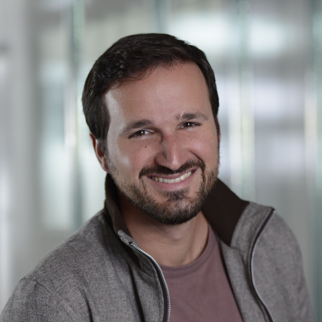 Carlos-1-Large.jpg Carlos-1-Large.jpg