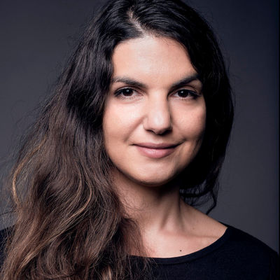 1652-sinem-sasmaz.jpg 1652-sinem-sasmaz.jpg